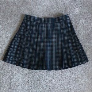NWT Plaid Pleated Aerie Skirt